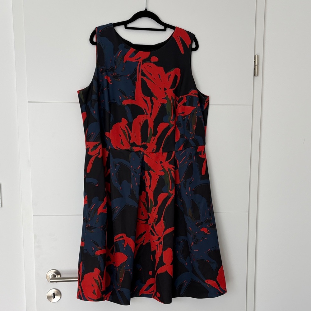 Sleeveless Floral Fit-and-Flare Dress in Black, Red & Navy